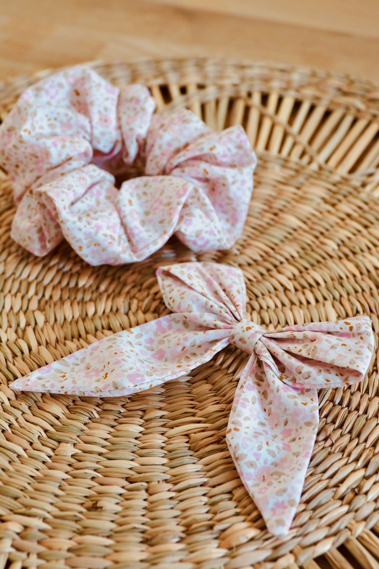 Barrette noeud PEONIA